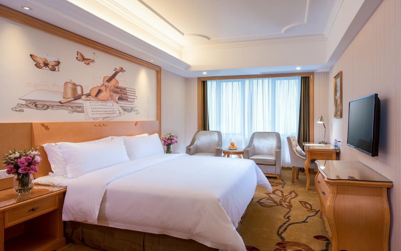 Vienna Hotel Jinshan New City Wanda Plaza Bagian luar foto