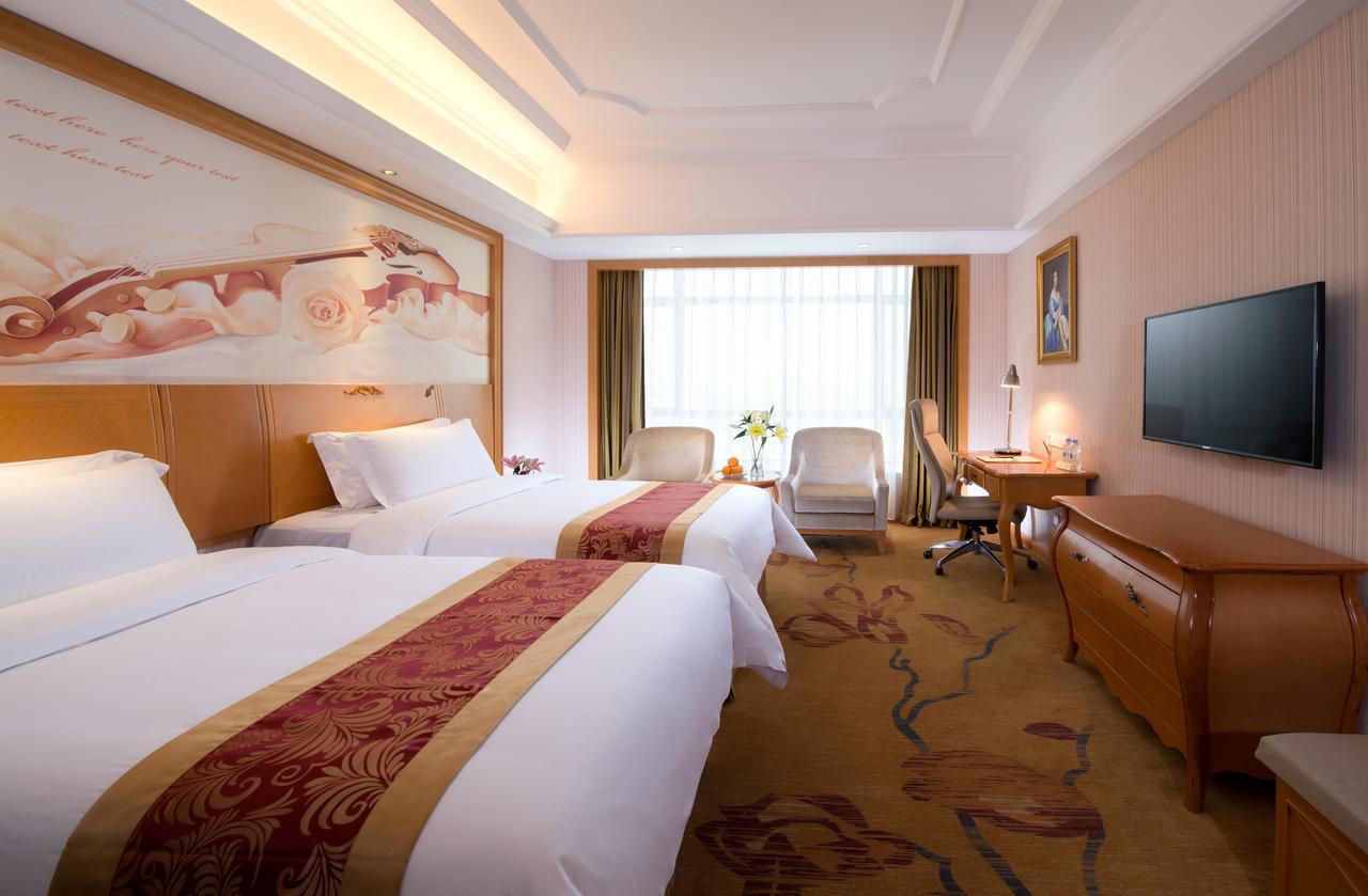 Vienna Hotel Jinshan New City Wanda Plaza Bagian luar foto