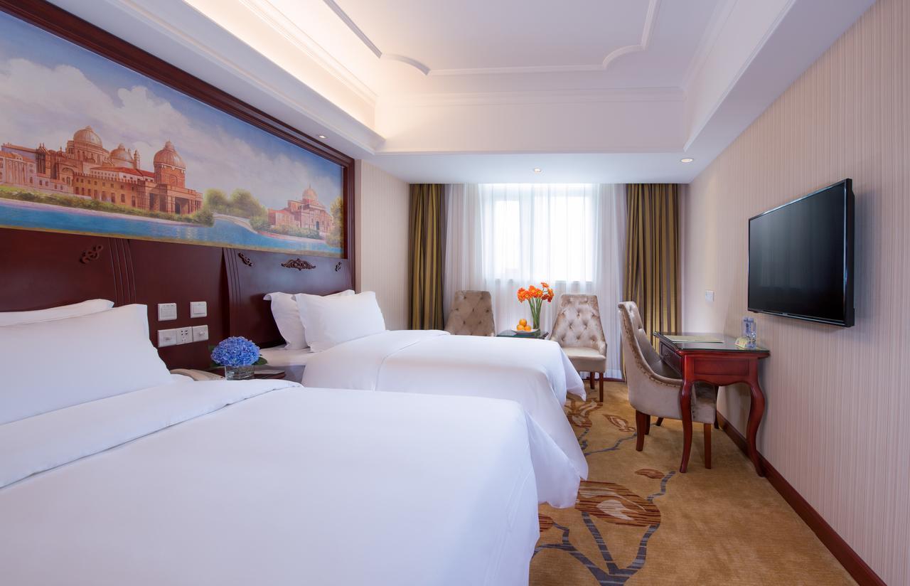 Vienna Hotel Jinshan New City Wanda Plaza Bagian luar foto